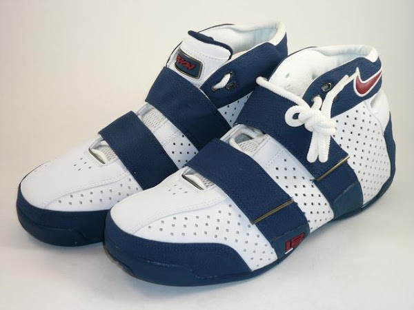 lbj2055_og_whtnavred1-1